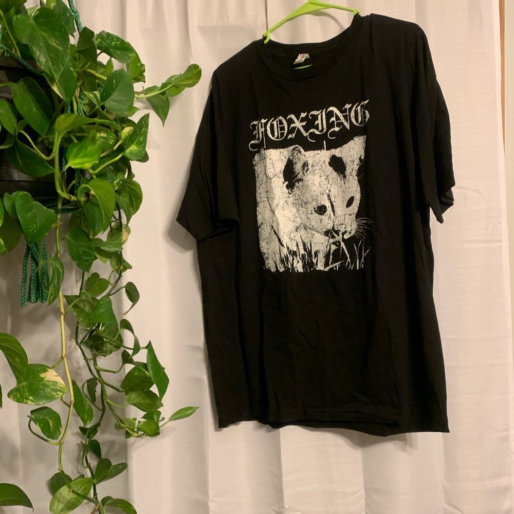 Foxing band tee